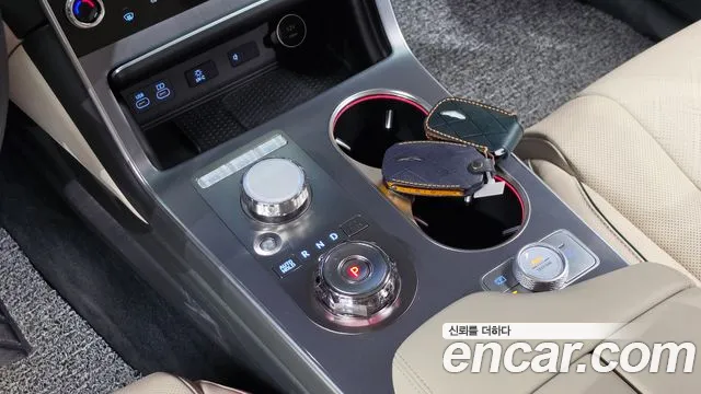 Genesis GV80 — Фото автомобиля 12