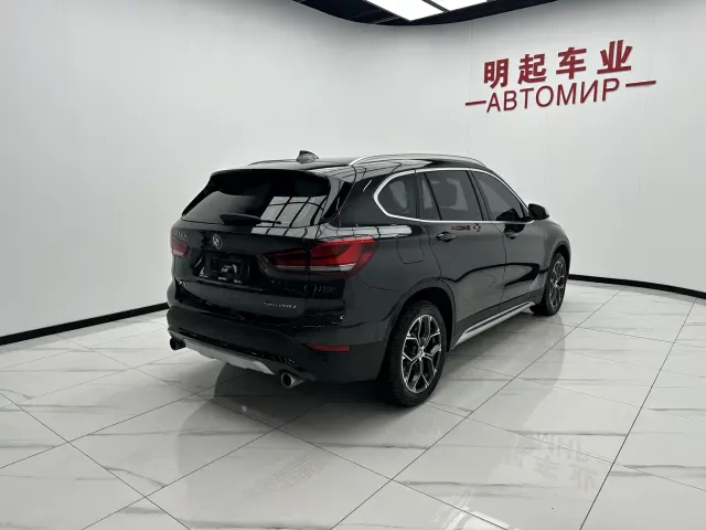 BMW X1 — Фото автомобиля 9