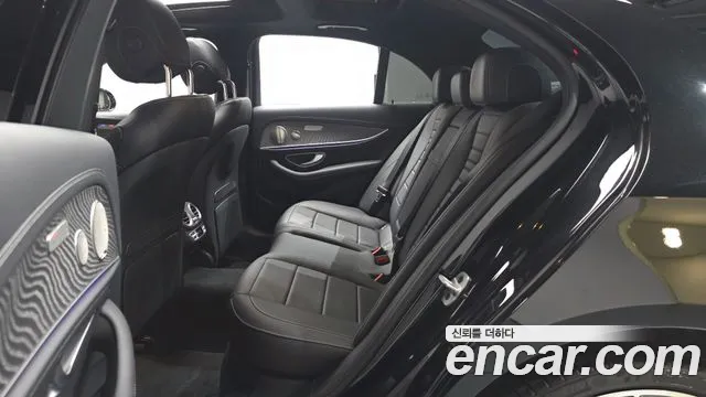 Mercedes-Benz E-Class W213 — Фото автомобиля 18