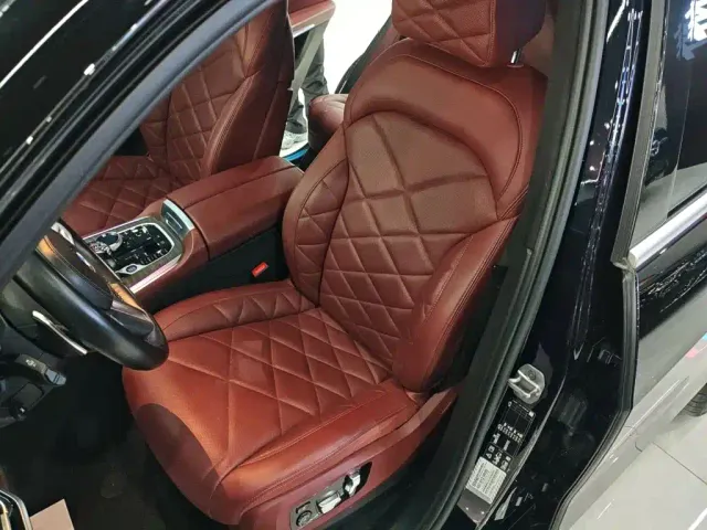 BMW X5 — Фото автомобиля 10
