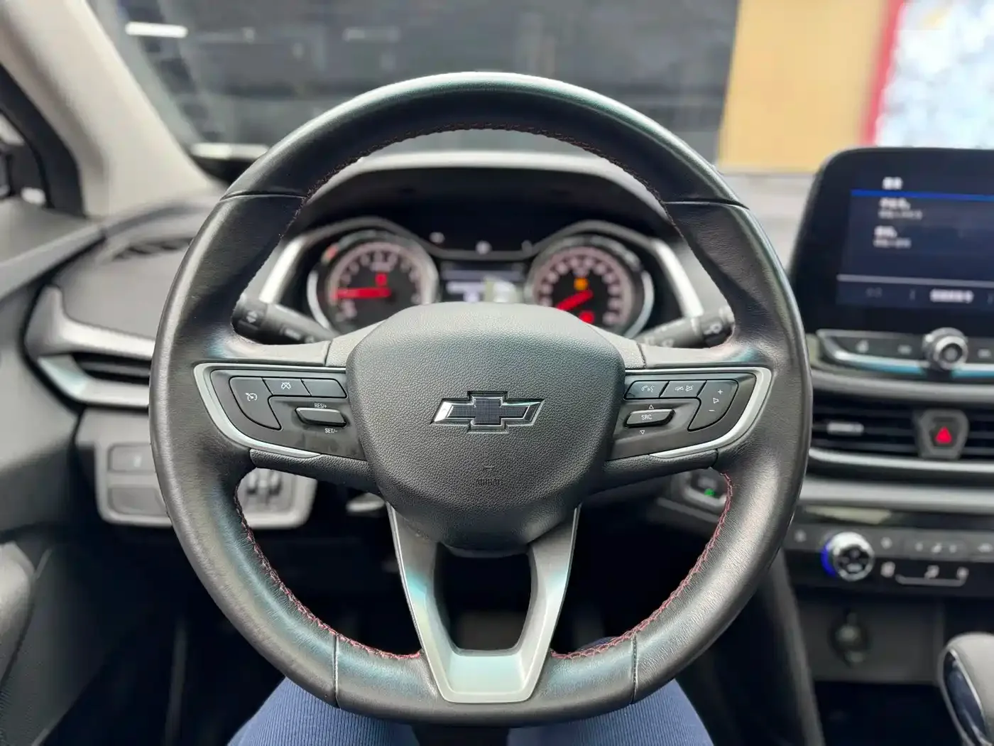Chevrolet Volando 2020 Mild Hybrid Redline 530T Automatic Premium Edition (5+2 seater) — Фото автомобиля 11