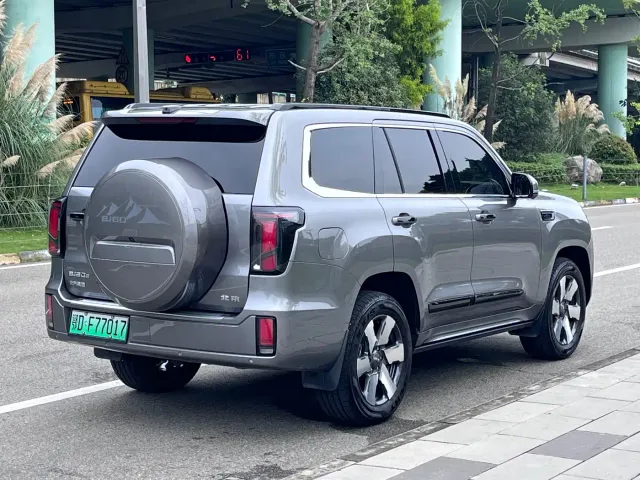 BAIC BJ60 Thunder — Фото автомобиля 6