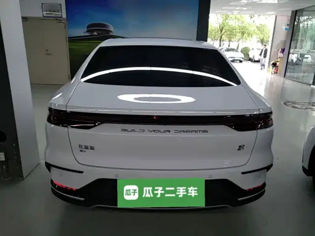 BYD Han — Фото автомобиля 5