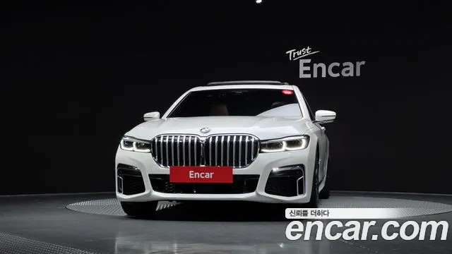BMW 7-Series — Фото автомобиля 3