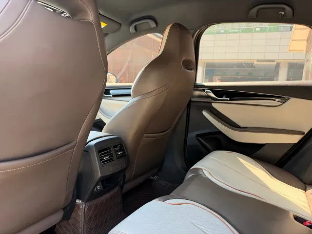 BYD Qin PLUS — Фото автомобиля 7