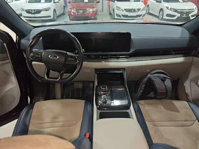 Ford Lingrui — Фото автомобиля 9