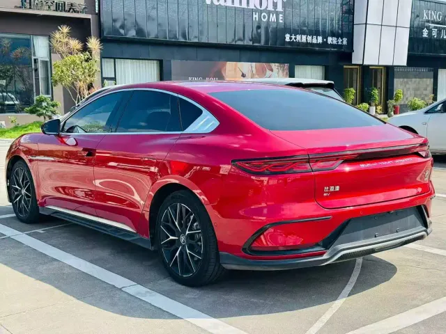 BYD Han — Фото автомобиля 9