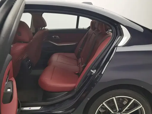 BMW 3 Series — Фото автомобиля 15