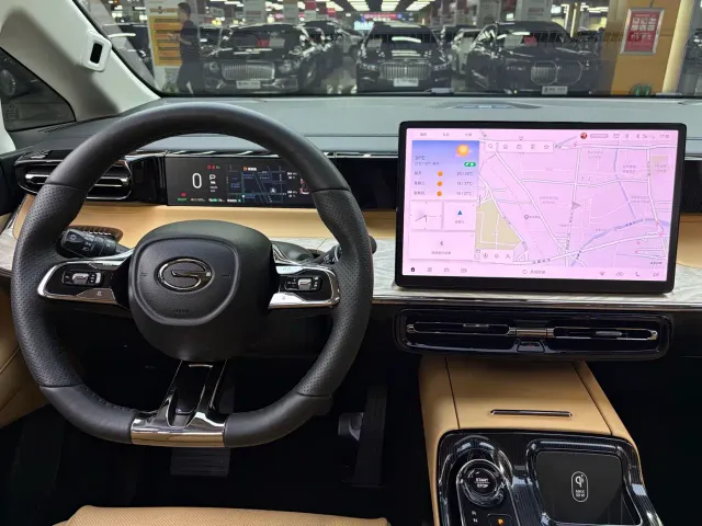 GAC Trumpchi E8 — Фото автомобиля 9