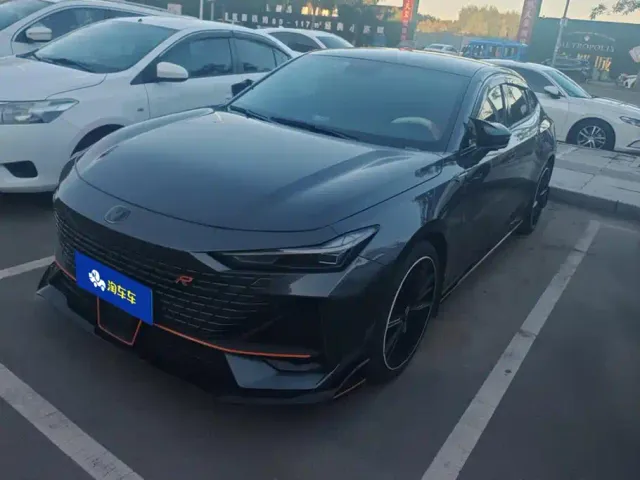 Фотография автомобиля — Changan UNI-V