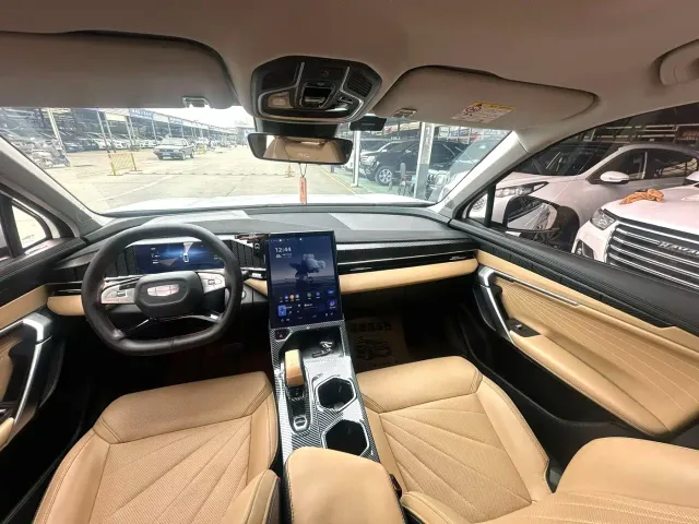 Geely Boyue L — Фото автомобиля 6