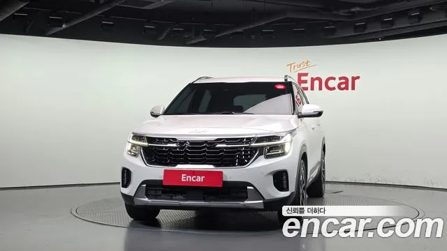 Kia Seltos — Фото автомобиля 3