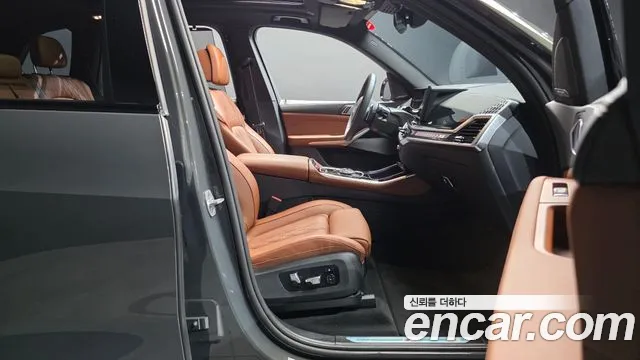 BMW X5 xDrive 40i M Sport Pro — Фото автомобиля 26