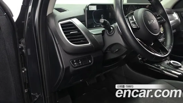 Kia Seltos — Фото автомобиля 13