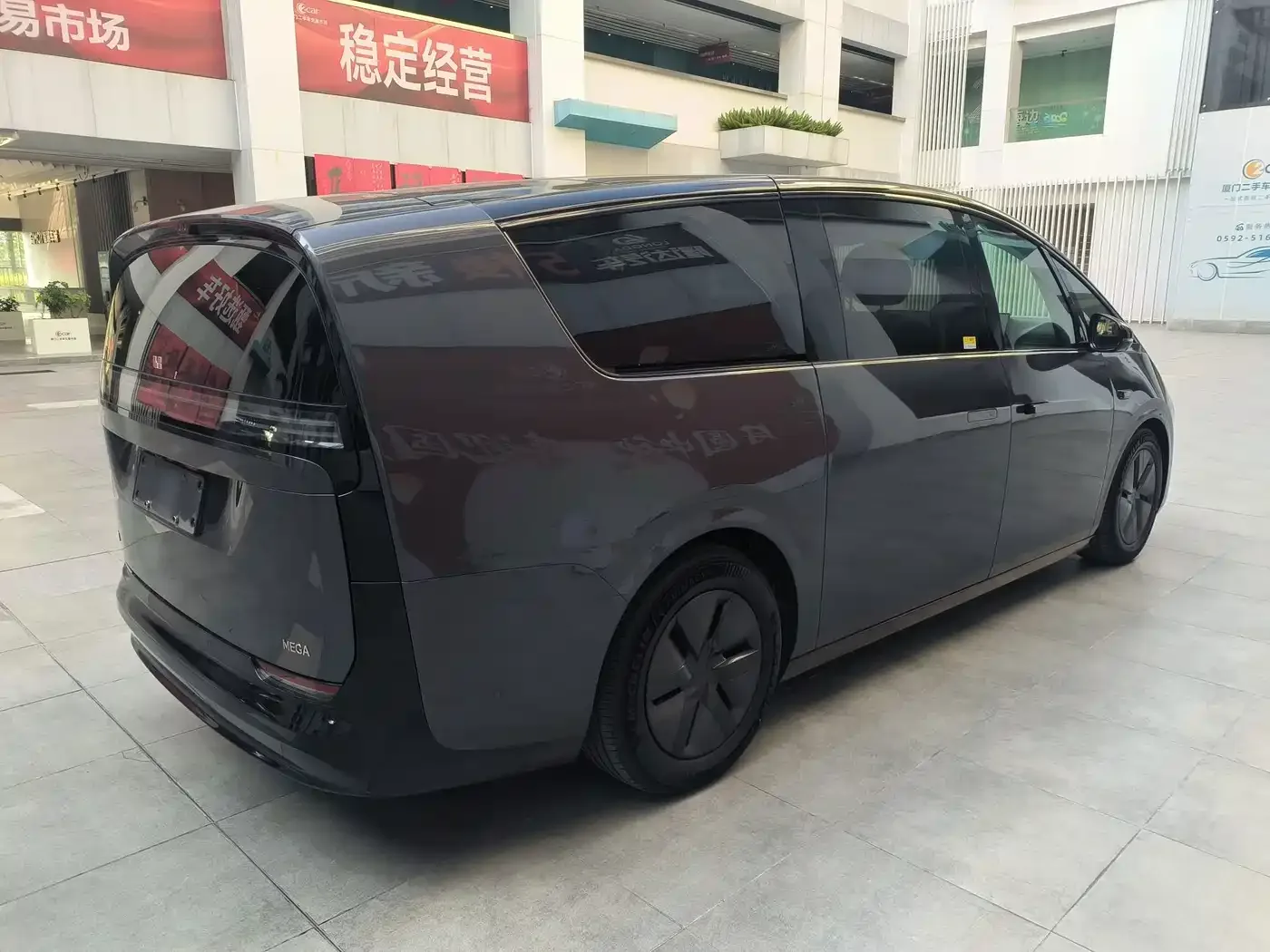 Li Auto Li Auto MEGA 2024 Ultra — Фото автомобиля 9