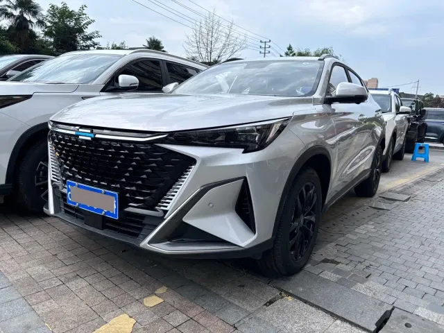 Changan X5 Plus — Фото автомобиля 2