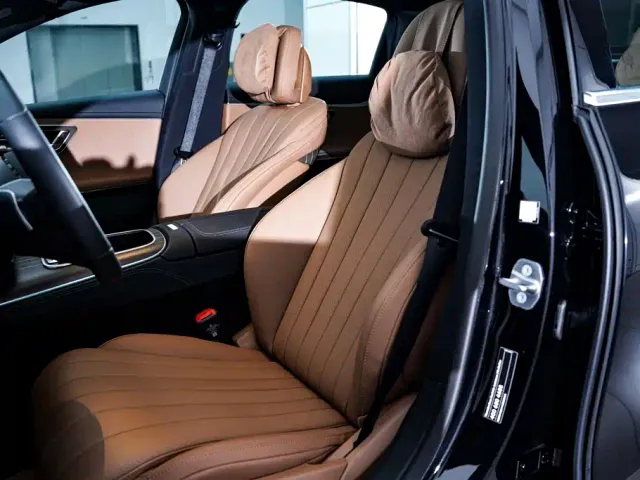 Mercedes-Benz E-Class — Фото автомобиля 18