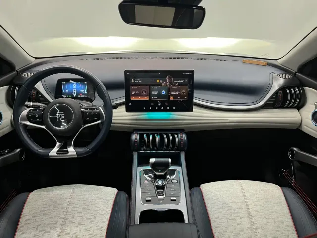 BYD Yuan PLUS — Фото автомобиля 8