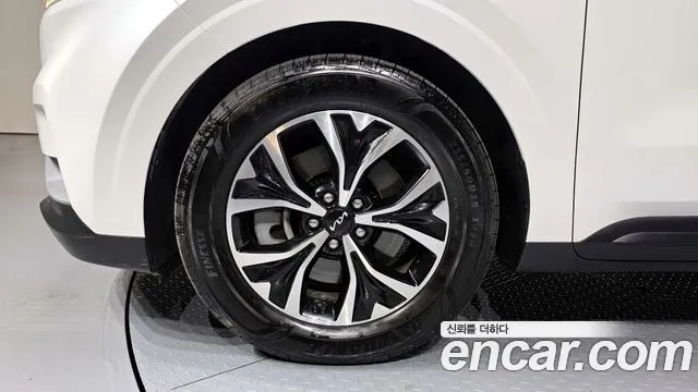 Kia Canival Carnival 4 поколение Бензин 9 мест Prestige — Фото автомобиля 5