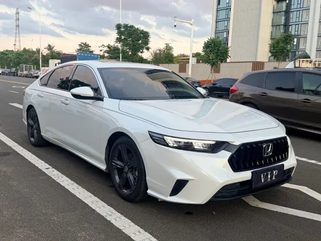 Honda Inspire — Фото автомобиля 2