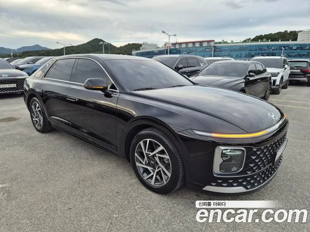 Hyundai Grandeur GN7 — Фото автомобиля 3