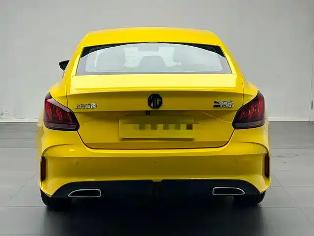 MG 5 — Фото автомобиля 5