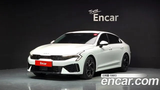 Фотография автомобиля — Kia K5 Generation 3