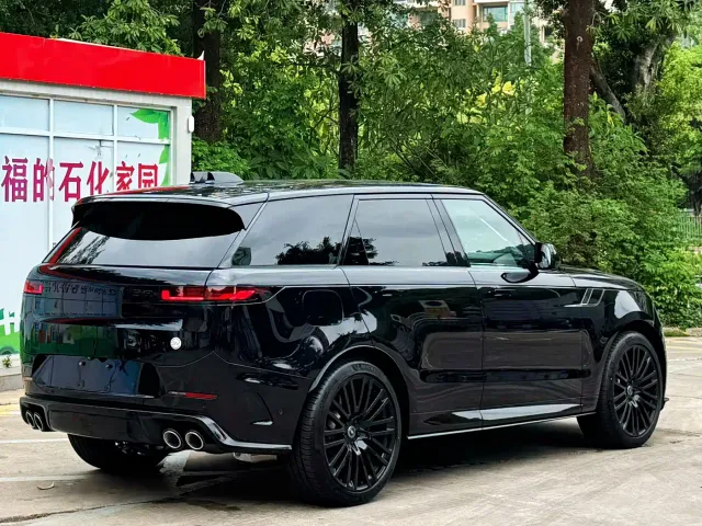 Land Rover Range Rover Sport — Фото автомобиля 23