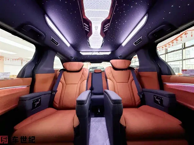Toyota Granvia — Фото автомобиля 10