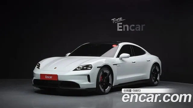 Фотография автомобиля — Porsche Taycan Taycan Khan