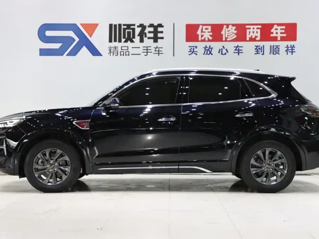 Hongqi HS5 — Фото автомобиля 6