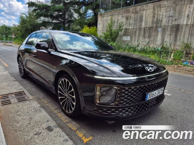 Hyundai Grandeur Grandeur (GN7) 2.5 Бензин 2WD — Фото автомобиля 3