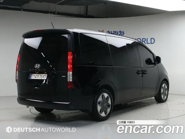 Hyundai Staria Staria 4WD Tourer 11 мест — Фото автомобиля 4