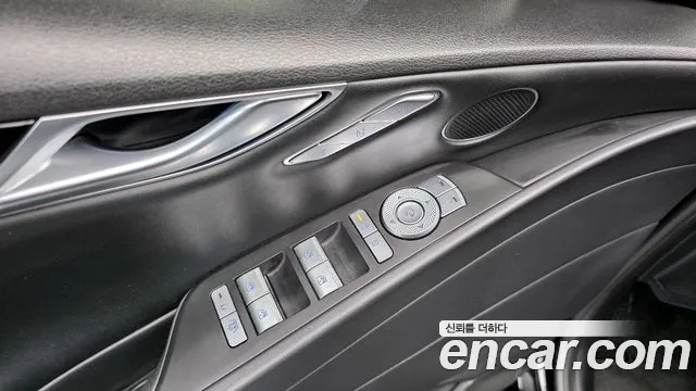 Genesis G80 Бензин 2.5 турбо AWD — Фото автомобиля 23