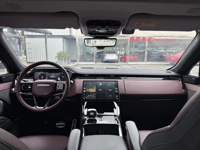 Land Rover Range Rover Sport — Фото автомобиля 10