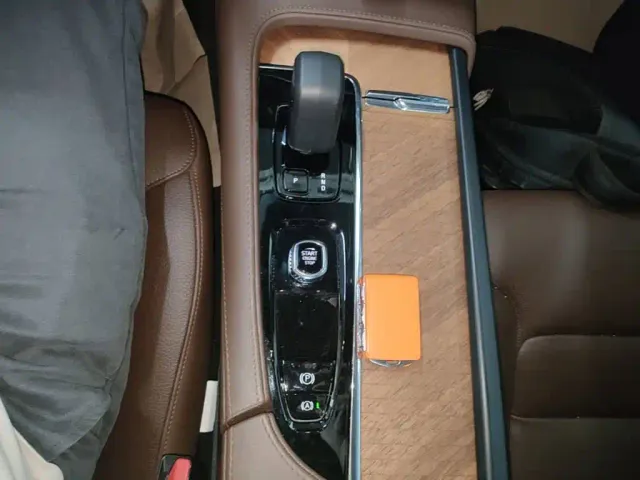 Volvo S90 — Фото автомобиля 13