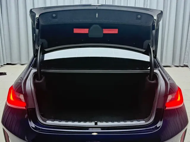 BMW 3 Series — Фото автомобиля 20