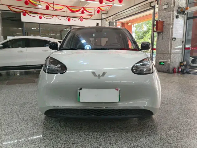 Wuling Bingo — Фото автомобиля 2