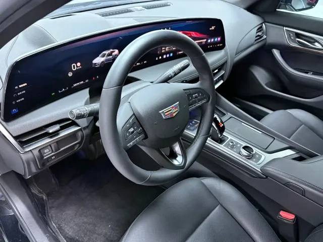 Cadillac CT5 — Фото автомобиля 5