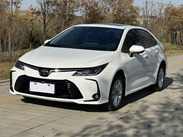 Фотография автомобиля — Toyota Corolla