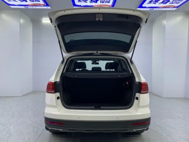 Volkswagen Tharu — Фото автомобиля 20