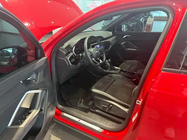 Audi Q3 — Фото автомобиля 7