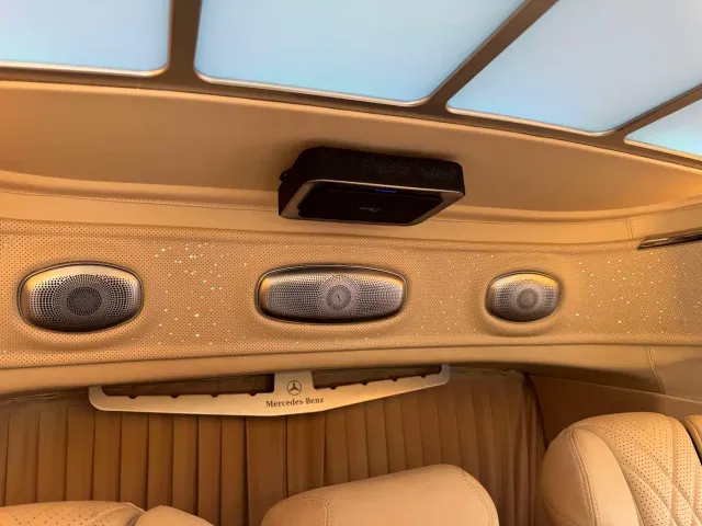 Mercedes-Benz Vito 2021 2.0T Business Edition 7-seater — Фото автомобиля 12