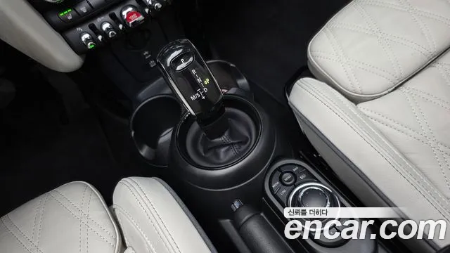 MINI Cooper Convertible — Фото автомобиля 12
