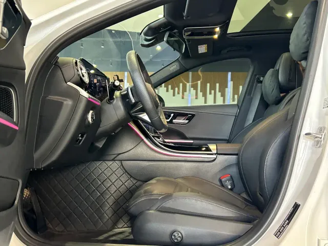 Mercedes-Benz C-Class — Фото автомобиля 10
