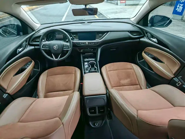 Buick Regal — Фото автомобиля 5