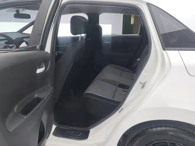 Honda Fit — Фото автомобиля 11