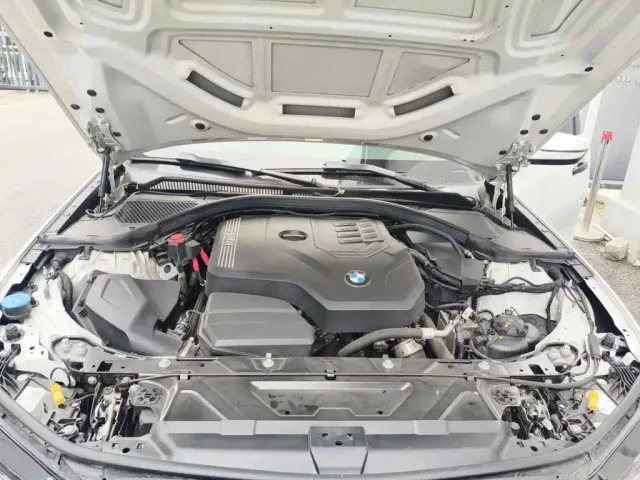 BMW 3 Series — Фото автомобиля 3
