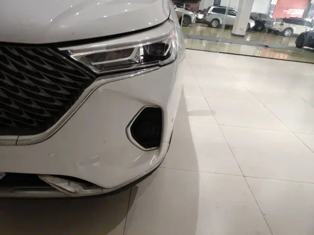 Haval M6 — Фото автомобиля 17