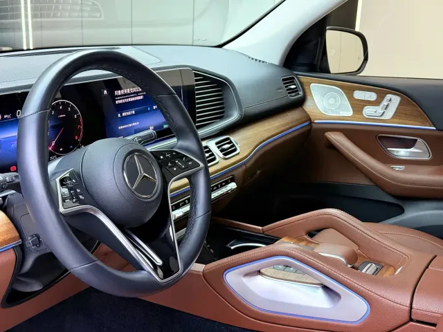 Mercedes-Benz GLE-Class — Фото автомобиля 5